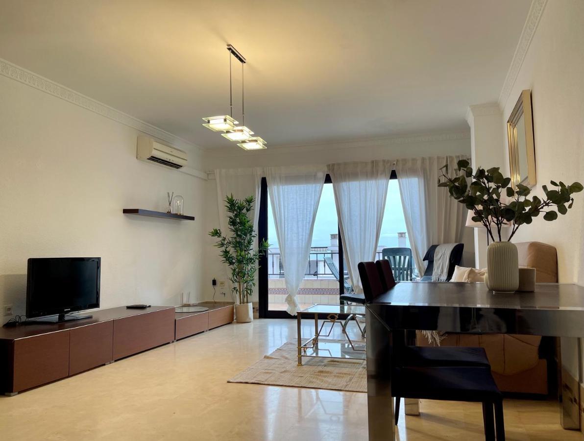 Apartamento Alyanna Михас Екстериор снимка