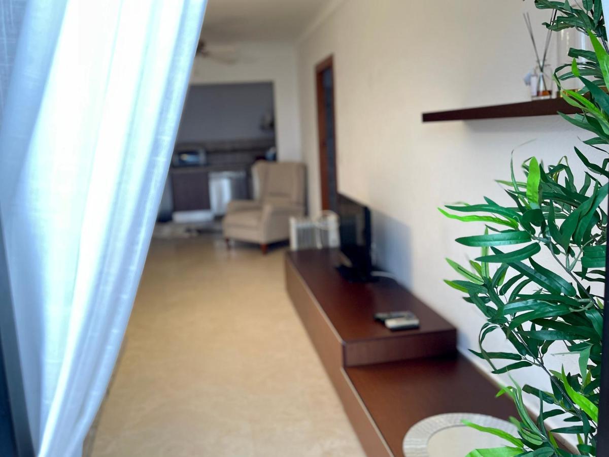 Apartamento Alyanna Михас Екстериор снимка