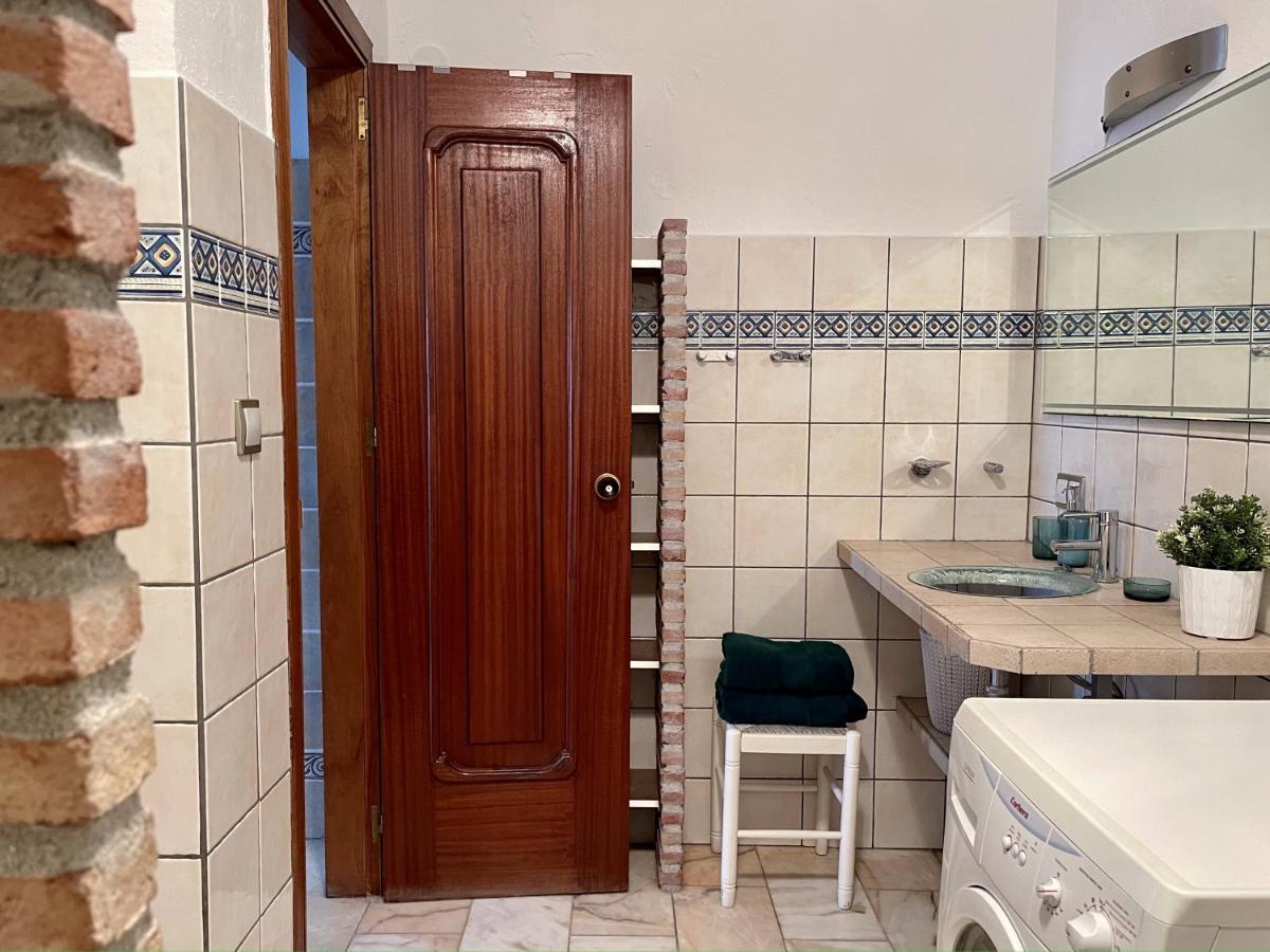 Apartamento Alyanna Михас Екстериор снимка